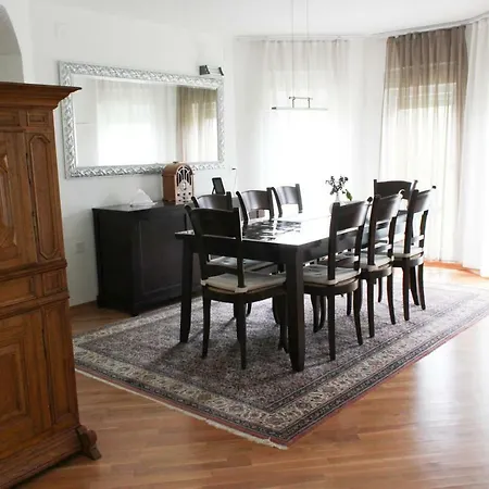 Villa Lina